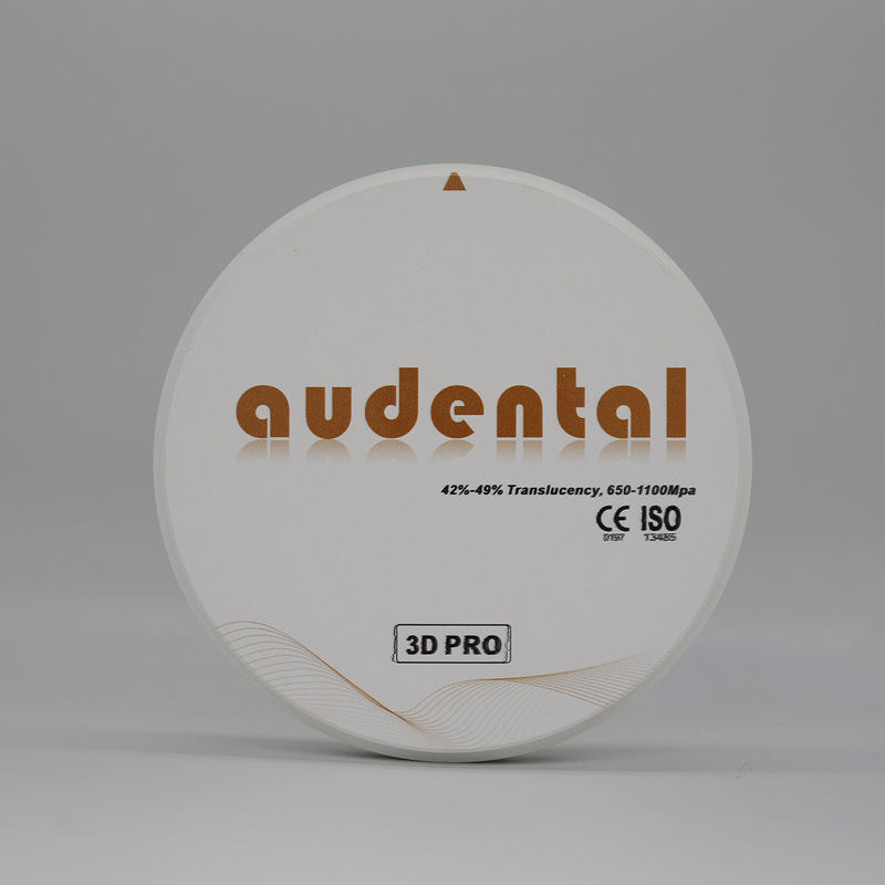 Densità dentale di ceramica circonia ad alta densità dopo sinterizzazione 6.0g/cm3 Radioattività 0.1Bq/g