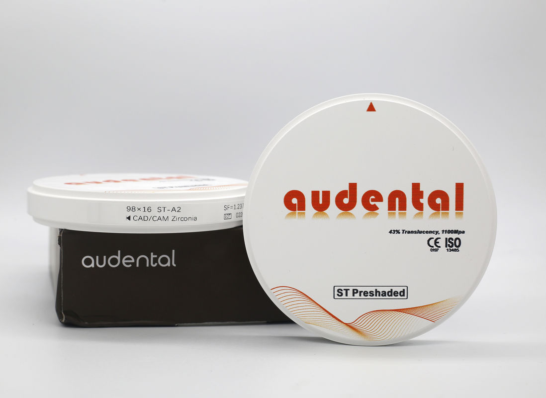 Corona e ponte a contorno completo in zirconia pre-ombreggiata blocco di zirconia e Roland Weiland Origine Yena Audental
